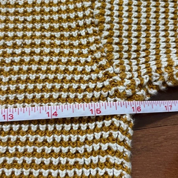 Fin & Vince Kids’ Yellow and White Knit 100% Organic Cotton Sweater - Picture 4 of 8